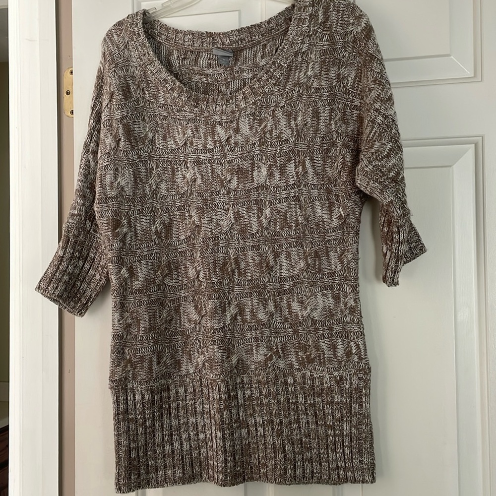 Vanity Scoop Neck 3/4 sleeve sweater